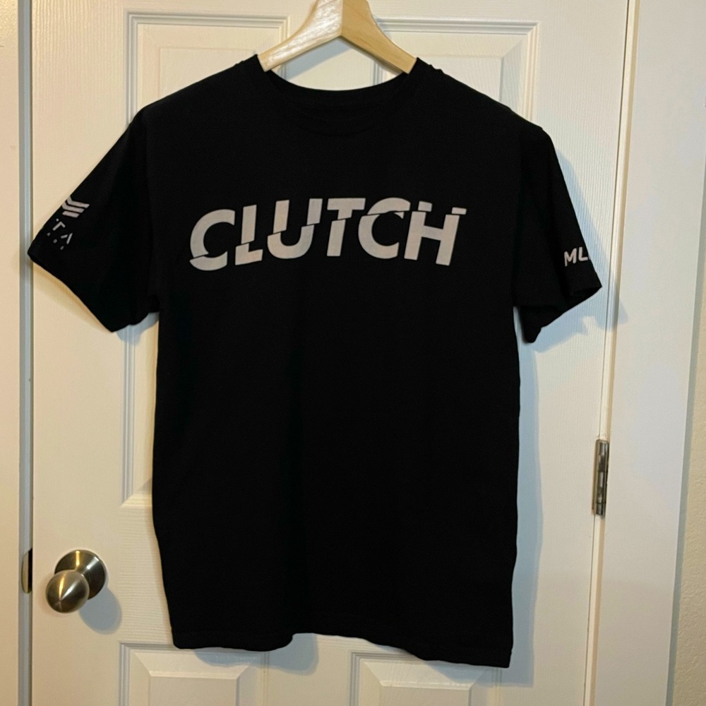 Meta Threads black gaming tee w/ white CLUTCH & MLG graphics unisex sz M